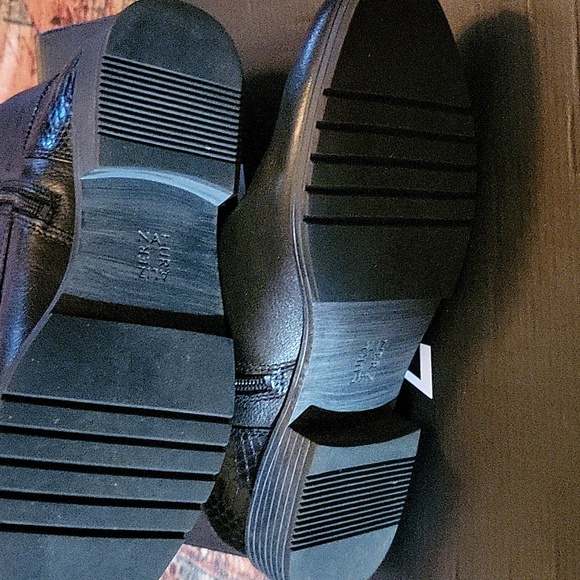 Naturalizer Leather Boots - Picture 3 of 5